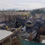 Fuego acaba con tres vehículos, 10 corrales y 20 animales en Lerdo