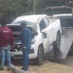 Vuelca camioneta en Ejército Mexicano tras derribar luminaria en Gómez Palacio