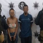 Amenaza con machete a policías y lo vinculan con robo a vivienda en Torreón