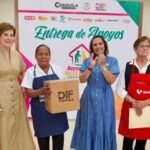 Reparten despensas y mandiles a empacadores voluntarios