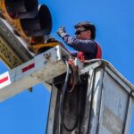 Sustituyen 49 luces de semáforos en  cruceros de Torreón