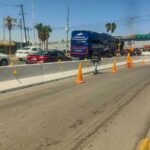 Avanza instalación de barreras de concreto en Torreón