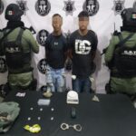 Detienen a dos hombres con cristal y marihuana en Torreón; les aseguran báscula y radio